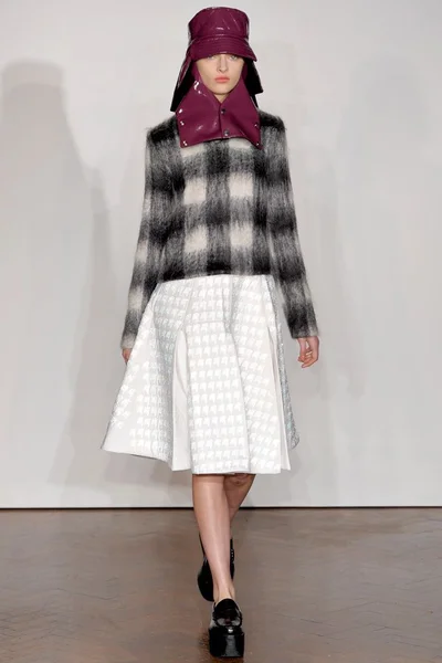 Look 26